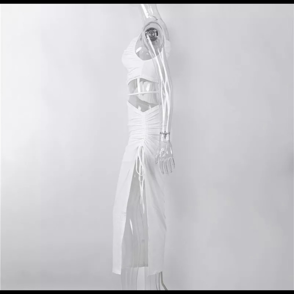Summer dress, open back dress, cut-out dress - Picture 4 of 8